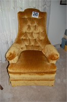 Armed Chair 40x27”