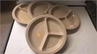 Lot of 4 divided microwave plates wi/ lids.