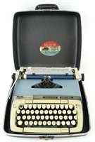 Portable Typewriter- Smith Corona Galaxie Deluxe