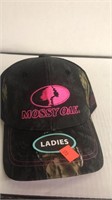 Mossy Oak. Ladies camo hat