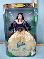 Barbie as Snow White new in box