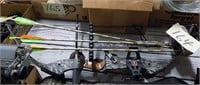 COMPOUND BOW  WITH ARROWS