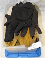 LOT OF WORK GLOVES