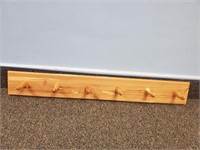 Hanging Cedar 6 Peg Coat Rack