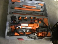Central Hydraulic 4 Ton Portable Puller