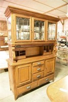 Lot #517 - Nostalgic Oak Buffet with faux leaded