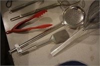 VARIOUS LONG HANDLE STRAINERS, ETC