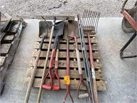 Palat Load Shovels; Pitch Forks; Push Brooms