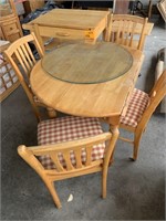 Table, 4 Chairs, Roll About Kitchen Cabinet