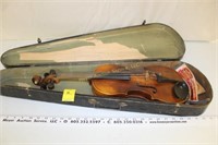 Vintage Violin in Case w/shoulder rest