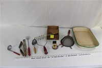 Vintage Kitchen Items-Wooden Handle Utensils,