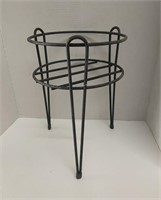 METAL PLANT STAND LOT