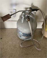 PROPANE TANK WITH TOURCH