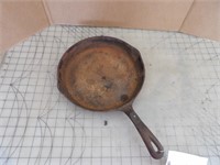 Wagner 10" cast iron pan