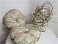 Vintage Serendipity Rounds Pillow & Baskets