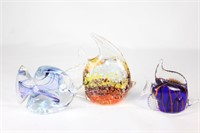 Lot of 3 - rt Glass Small Decorative Fish 1 Signe`