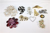 Lot of Vintage Costume Brooches/Pins