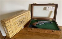 Colt 45 peacemaker 1873 pistol replica “the gun