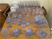 Cambridge - Blue glass service for 8+elegant party