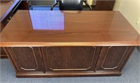 Solid Cherry Wood Desk w/ Drawers 5ft