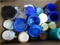 Assorted coffee-to-go cups & cup cushions