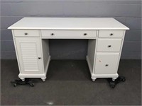 White Crosley Furniture Desk