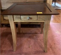 ONE DRAWER CONTEMPORARY END TABLE