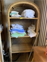 WICKER STYLE SHELF WITH TOWELS AND LINEN'S