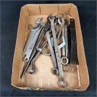 BOX LOT - Large wrenches