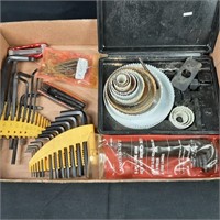 BOX LOT - Hex Keys and Hole Saw Kit