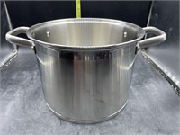 Duxtop 18/10 stainless steel stock pot - new