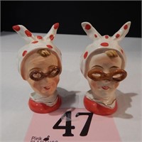 LADY HEADS WITH GLASSES SALT & PEPPER SET MADE IN