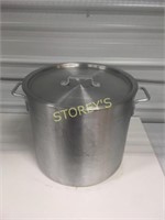 30qrt Alumin Stock Pot w/ Lid