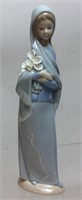 LLADRO LADY WITH CALA LILLIES