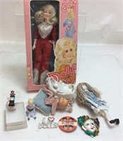 VINTAGE DOLL GROUP DOLLY PARTON BEATLES