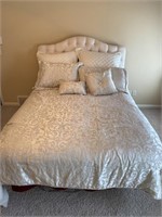 Queen Bed w/ Padded Headboard w/ Linens