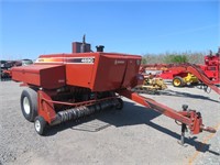 Hesston 4690 Baler