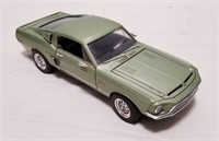 1/18 Scale Road Sig. Die Cast 1968 Ford Shelby