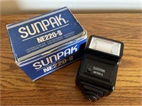 Sunpak NE220-S External Flash Like new