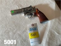Smith & Wesson 586 .357 Mag S/N AEL5623