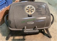 Small Uniflame charcoal grill - room for 8