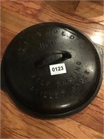 Griswold No 8 cast Iron skillet cover