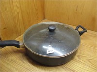Large Skillet With Lid