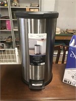 Stainless steel garbage can fits 13 gallon bag