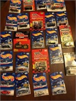 Huge lot of Hot Wheels cars- McDonalds Hauler ande