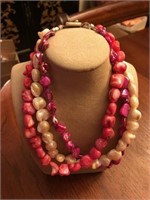 Large stone necklace with large clasp that is ster