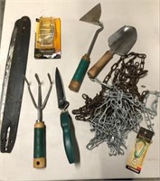 Miscellaneous lot of chain/ tools