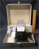 Bell&Howell Projector View 500 w/ Case