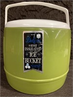 Bee Plastics Deluxe Ice Bucket - Retro Avocado