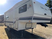 1994 Glendale Golden Falcon 25 MGT Holiday Trailer